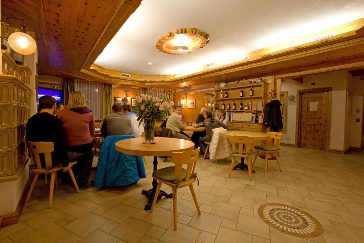 ליביניו Hotel Garni Al Plan מראה חיצוני תמונה